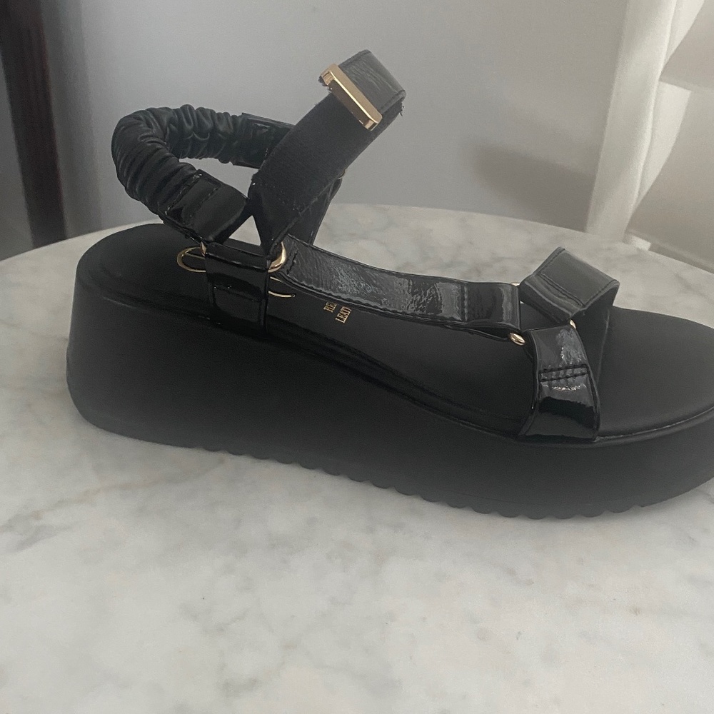 Patent leather sandal
